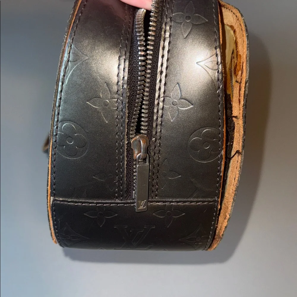 Louis Vuitton Rehab Shelton Monogram Leather Handbag matte - Picture 8 of 16